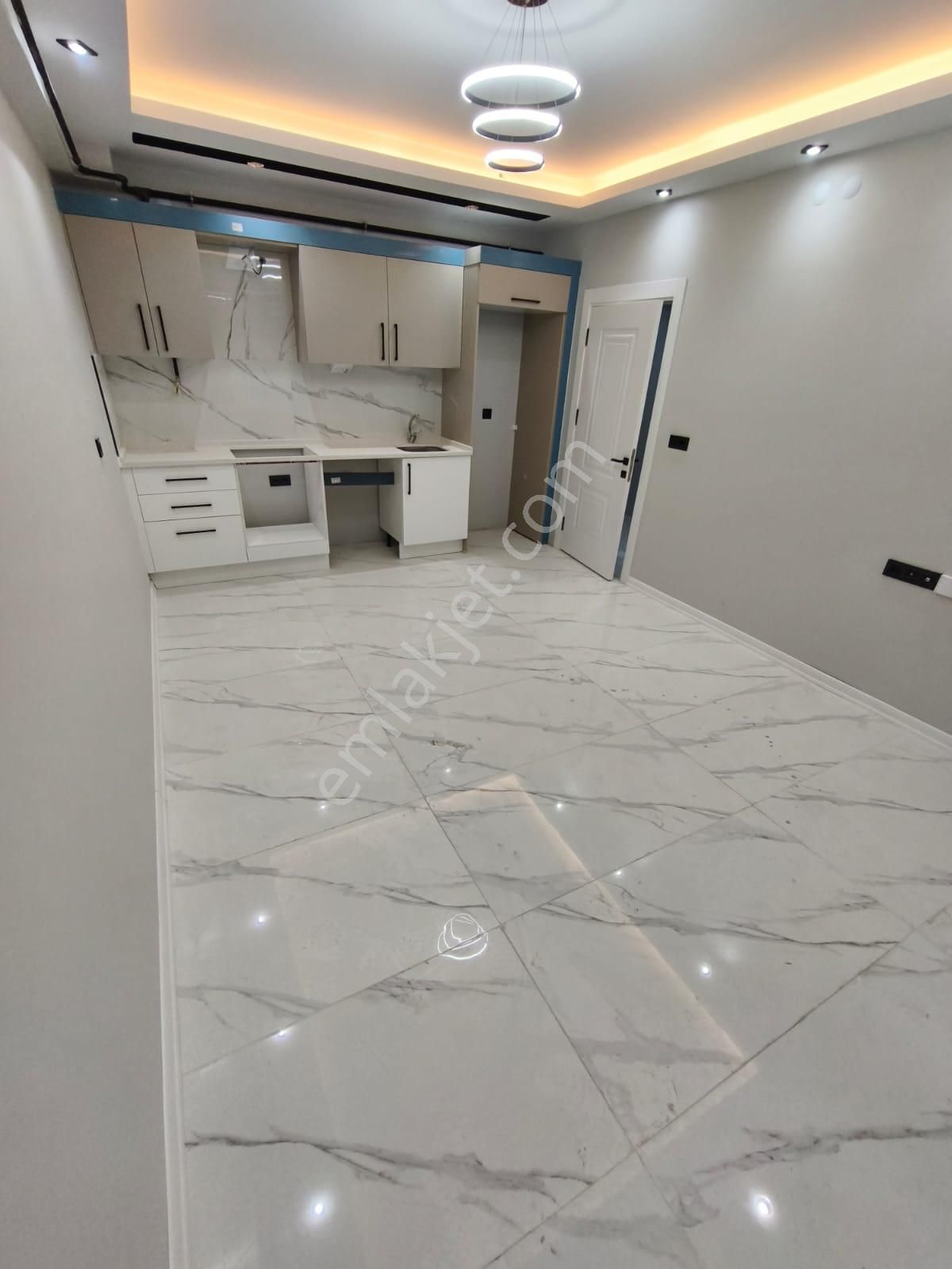 🚗🏢 Modern Ve Merkezi 1+1 Apart! • Özel Garajlı • 3.kat • Balkonlu • Asansörlü 🔑✨ (d248) - Görsel 2