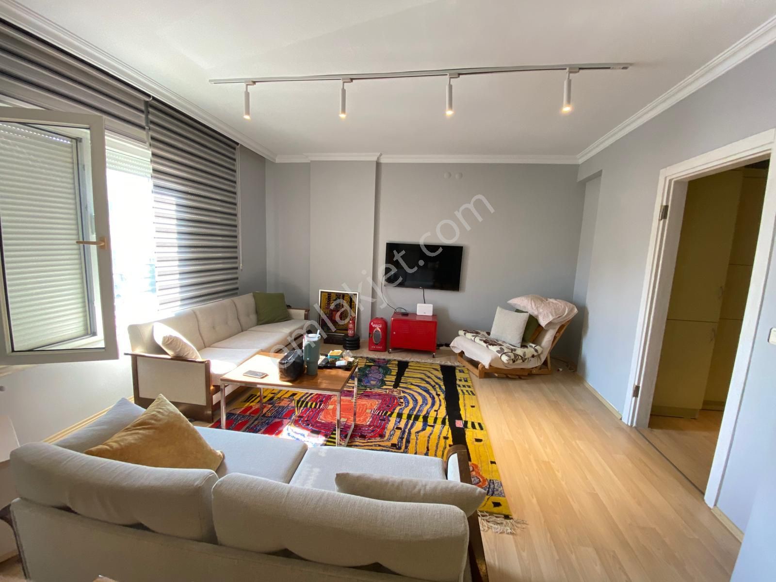 Altınkum Pazar Karşısı Arakat Köşe Başı 2+1