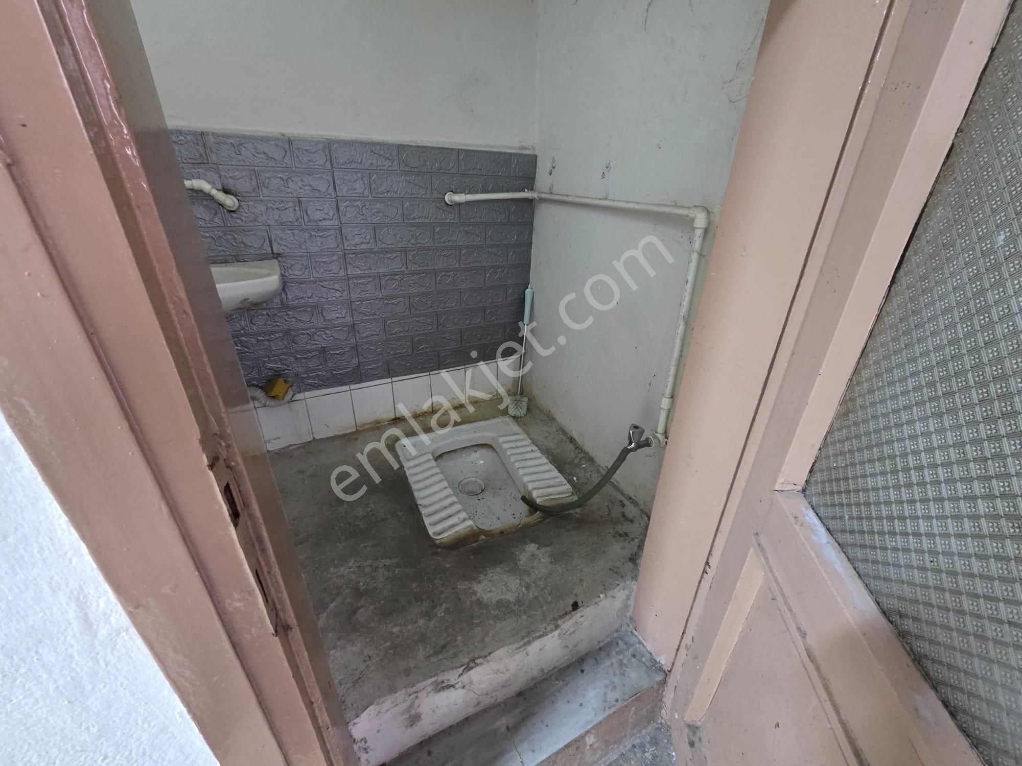 Uzun Sokak'da 90 M2 Kiralık Ofis/depo - Görsel 15