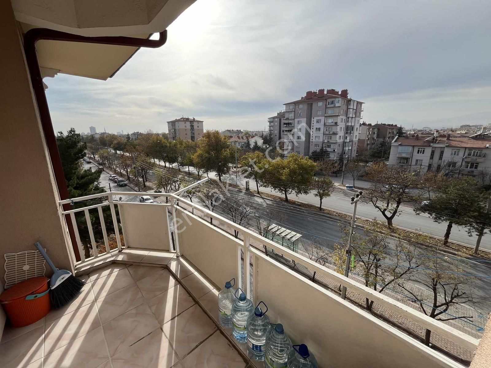 Binkonutlar Mah.cadde Üzeri Değerli Konum Yatırımlık 3+1 Daire - Görsel 21