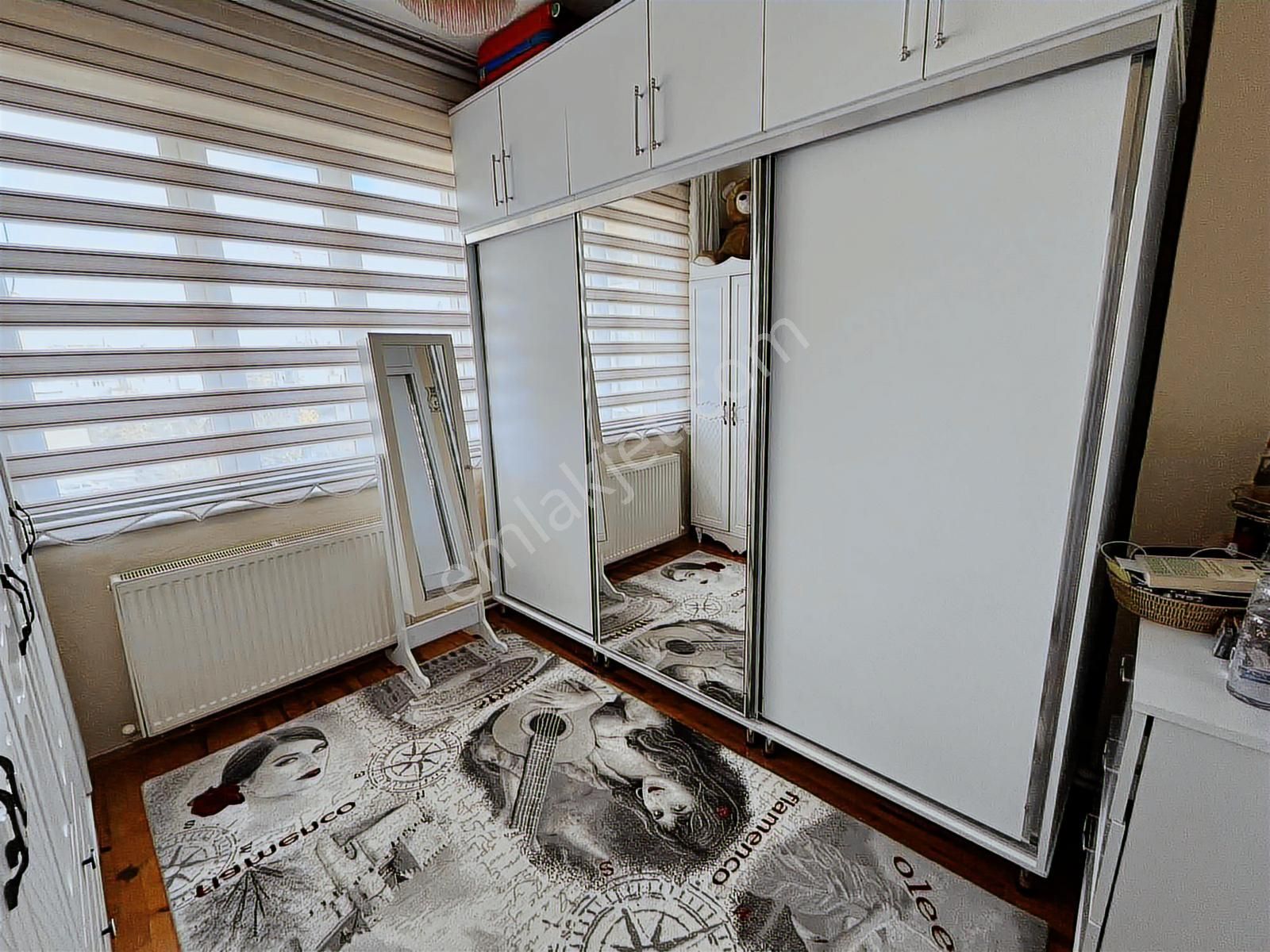 Binkonutlar Mah.cadde Üzeri Değerli Konum Yatırımlık 3+1 Daire - Görsel 13