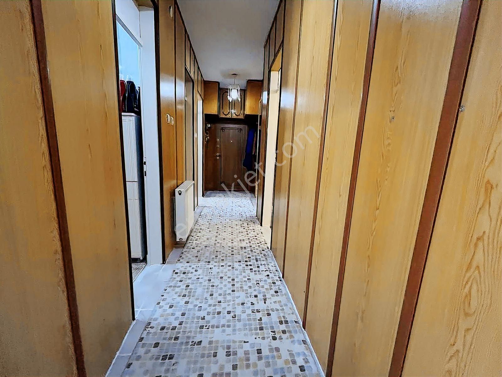 Binkonutlar Mah.cadde Üzeri Değerli Konum Yatırımlık 3+1 Daire - Görsel 16