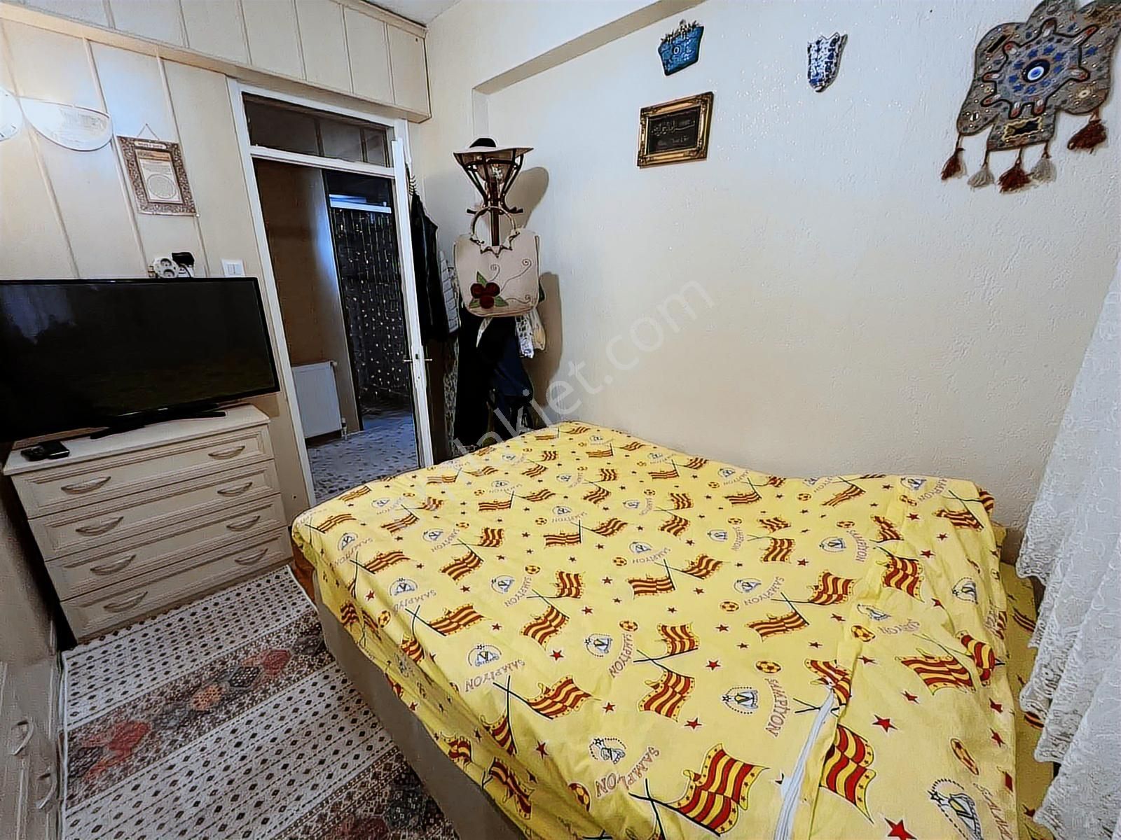 Binkonutlar Mah.cadde Üzeri Değerli Konum Yatırımlık 3+1 Daire - Görsel 18