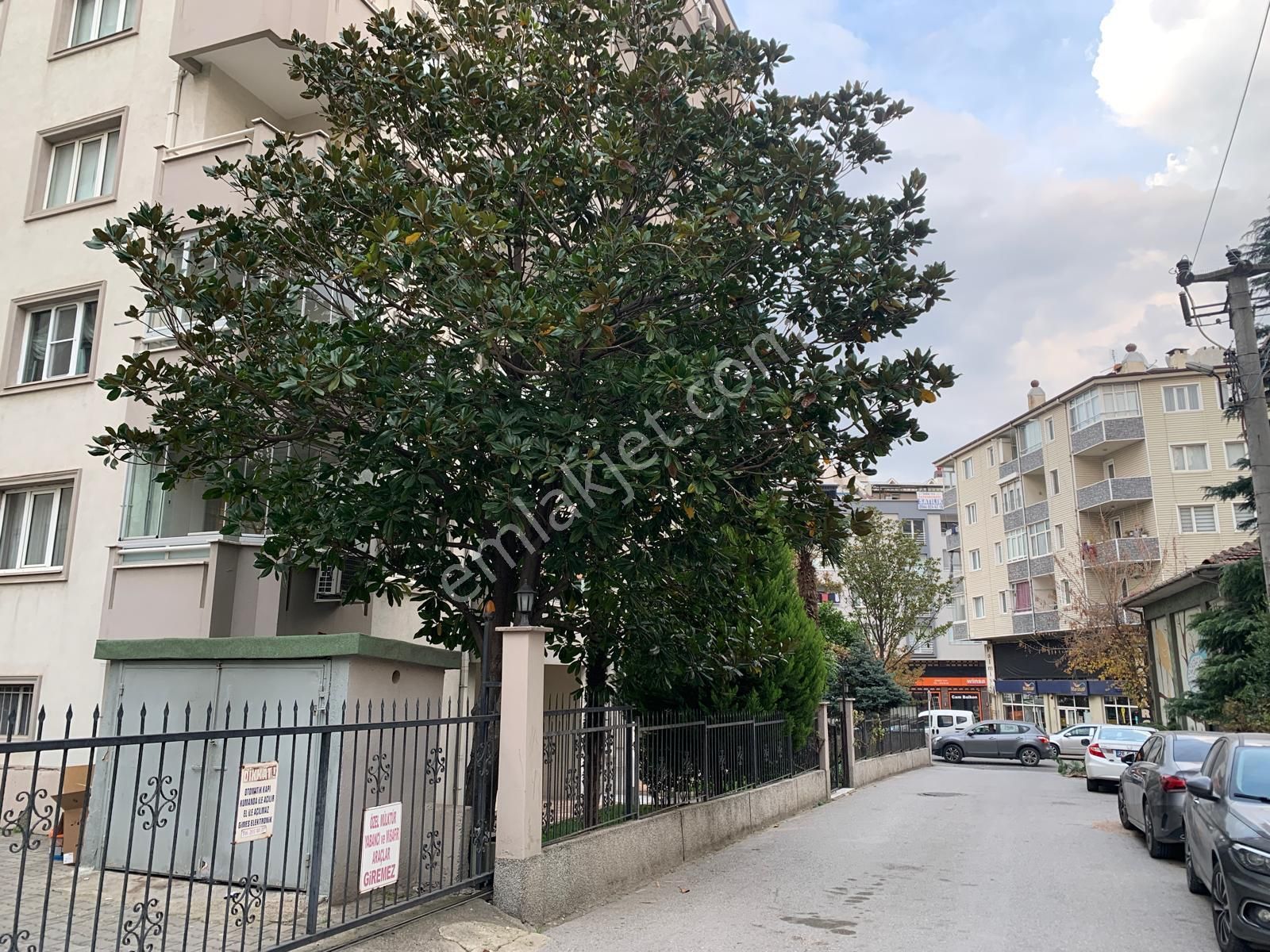 Turyap Leyla Akçınar'dan Fsm Kavşağına Ve Metro Durağına 2 Dk - Görsel 3