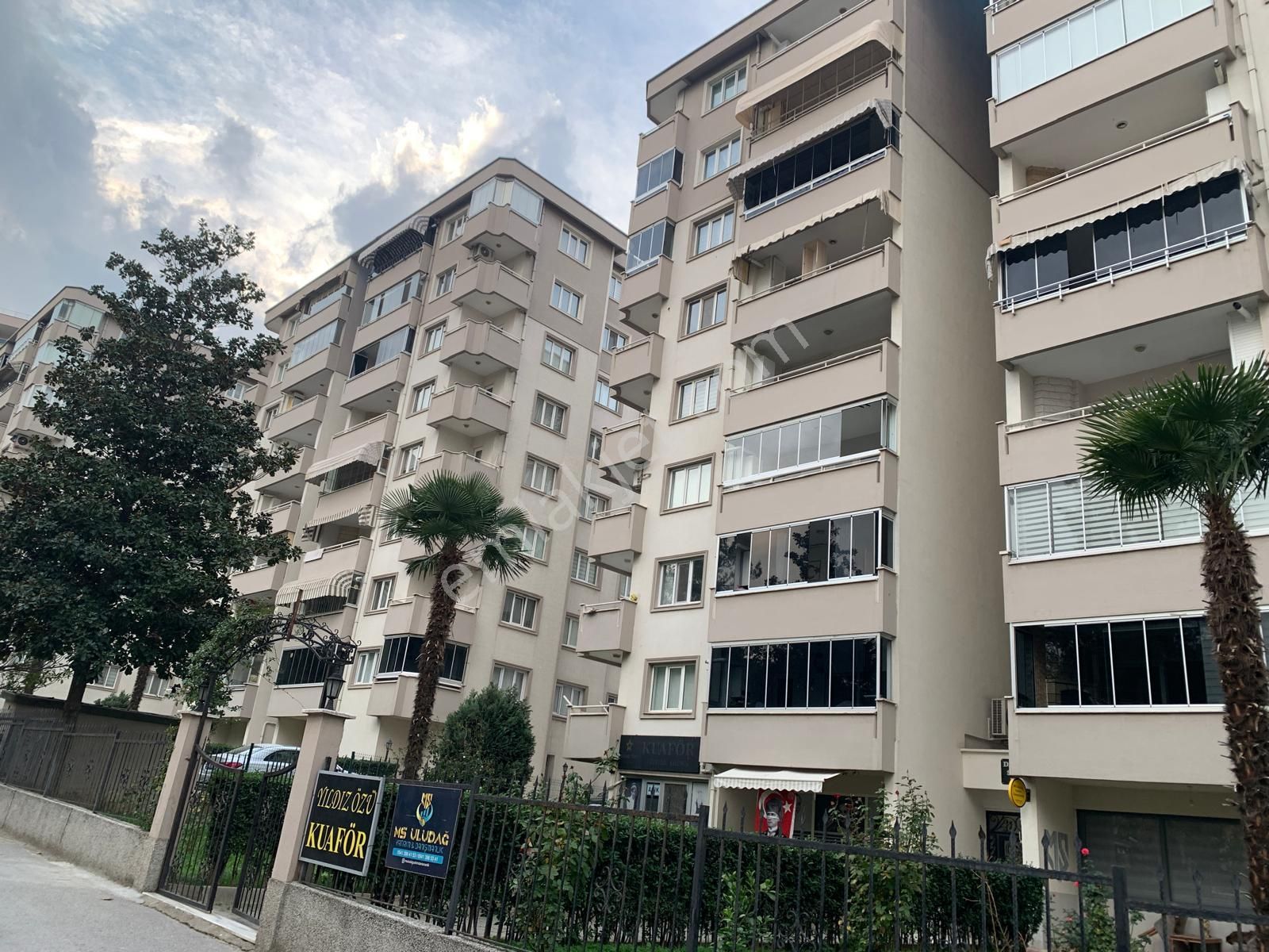 Turyap Leyla Akçınar'dan Fsm Kavşağına Ve Metro Durağına 2 Dk
