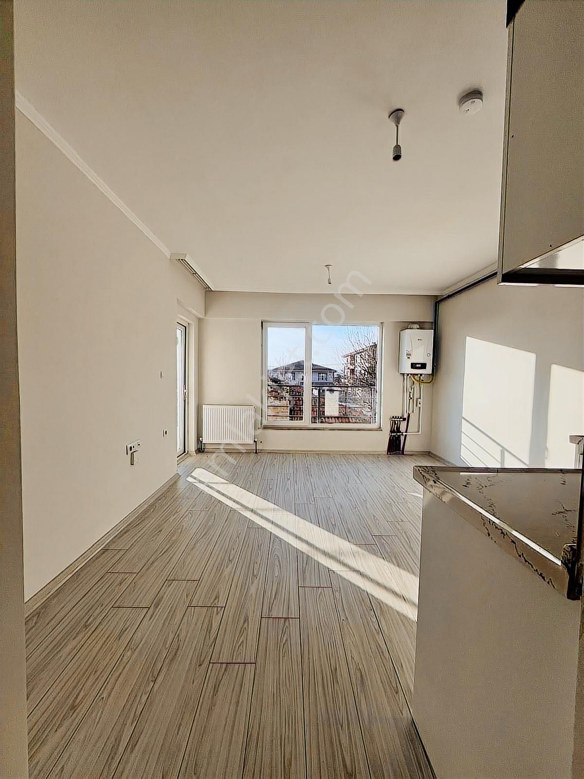 Dumlupınar Mahallesi'nde Üniversiteye Yakın Kiralık Daire - Görsel 27