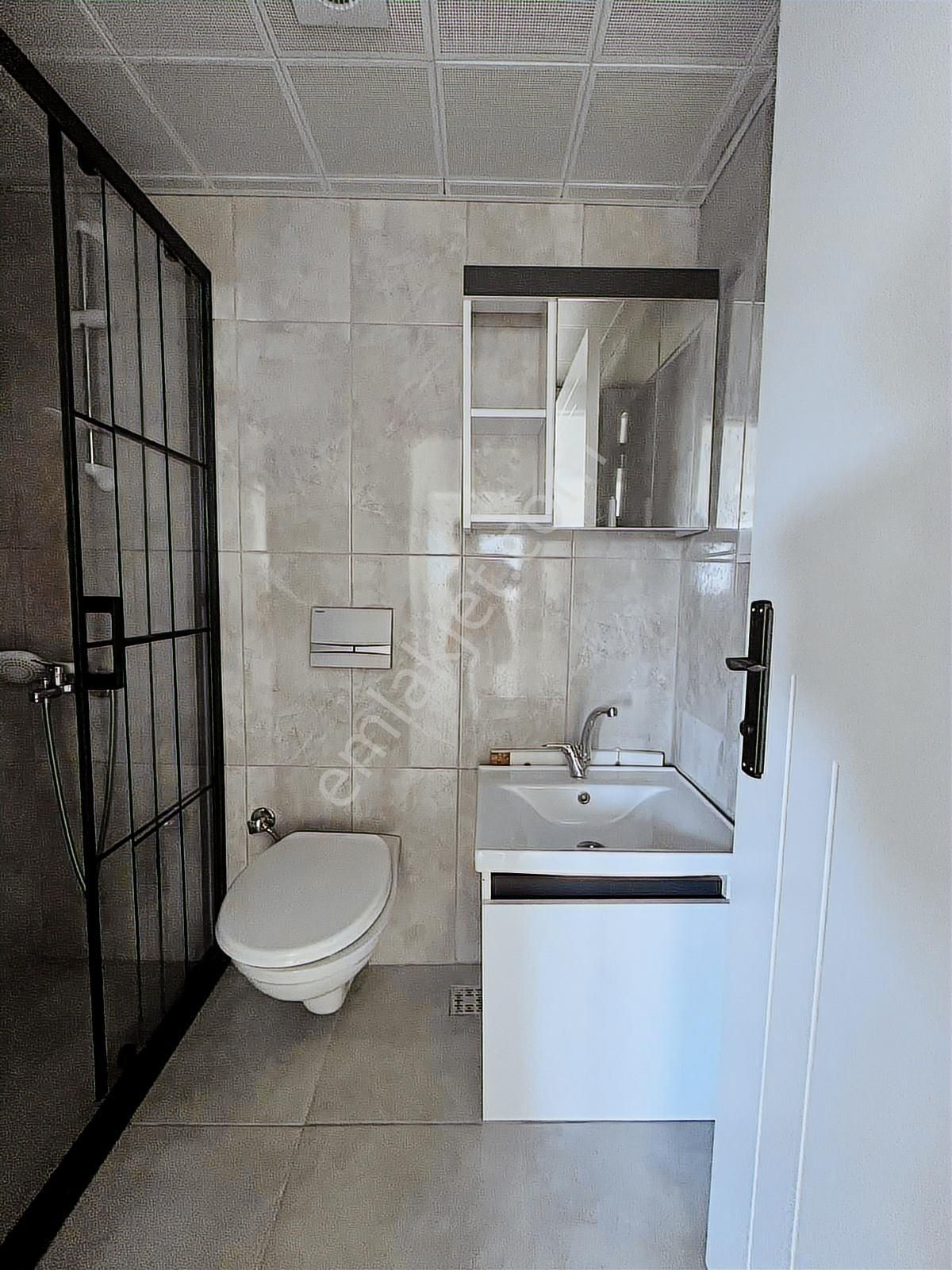 Dumlupınar Mahallesi'nde Üniversiteye Yakın Kiralık Daire - Görsel 25