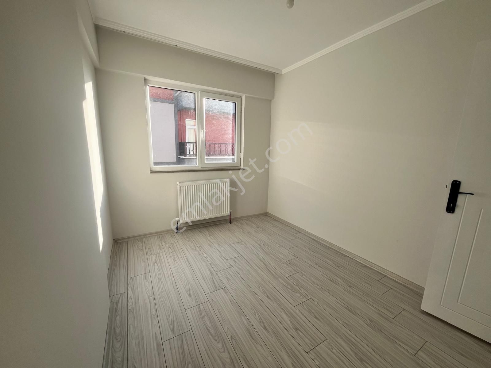 Dumlupınar Mahallesi'nde Üniversiteye Yakın Kiralık Daire - Görsel 31