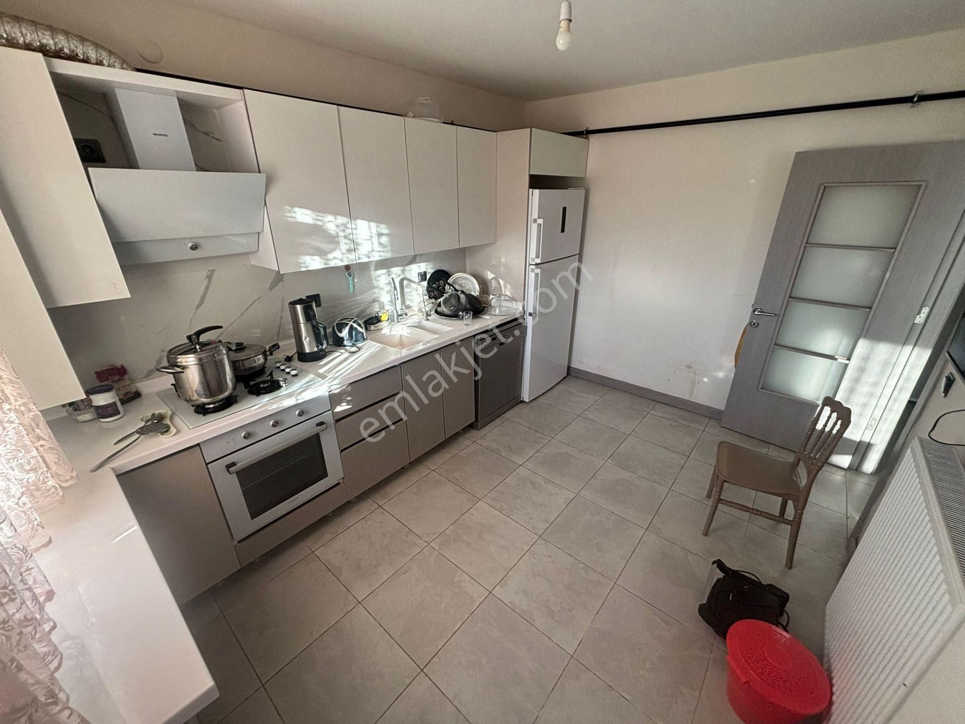 Saraycık Toki Konutlarında 4. Bölgede Geniş Yapılı Ön Cp. 2+1 E. Banyolu Sıfır Daire !! - Görsel 4