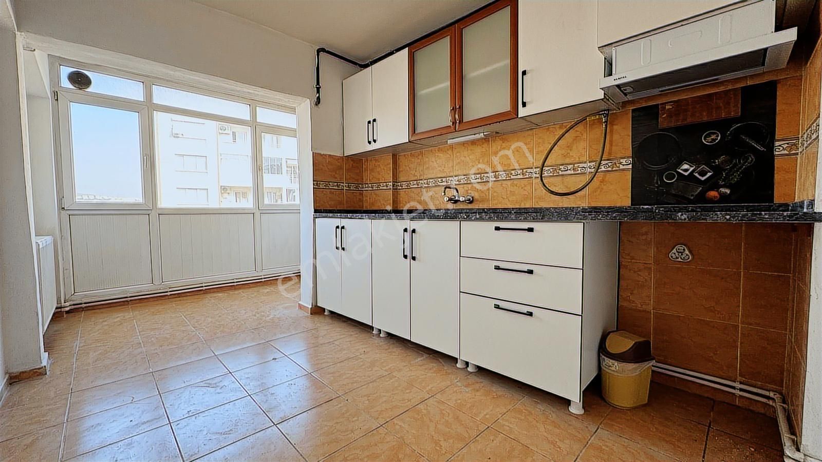 Bornova Kazımdirik Mahallesinde Asansörlü Kiralık 3+1 Daire - Görsel 29