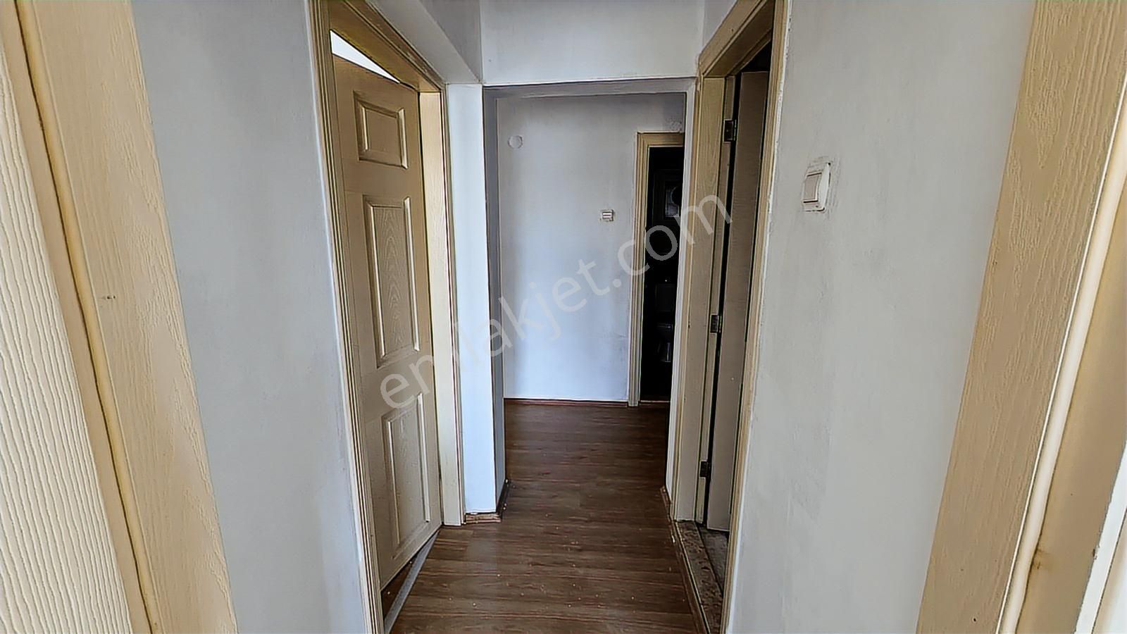 Bornova Kazımdirik Mahallesinde Asansörlü Kiralık 3+1 Daire - Görsel 12