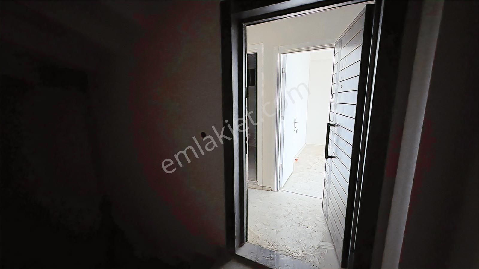 Bayraklı Cengizhan Mah.'de Oturuma Hazır Sıfır Satılık 2+1 Daire - Görsel 28