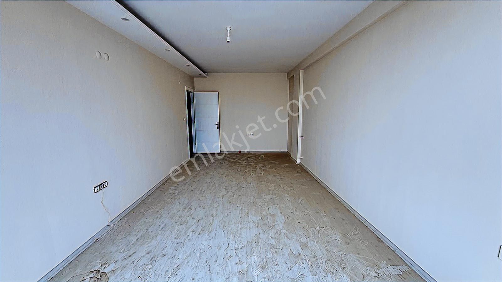 Bayraklı Cengizhan Mah.'de Oturuma Hazır Sıfır Satılık 2+1 Daire - Görsel 21