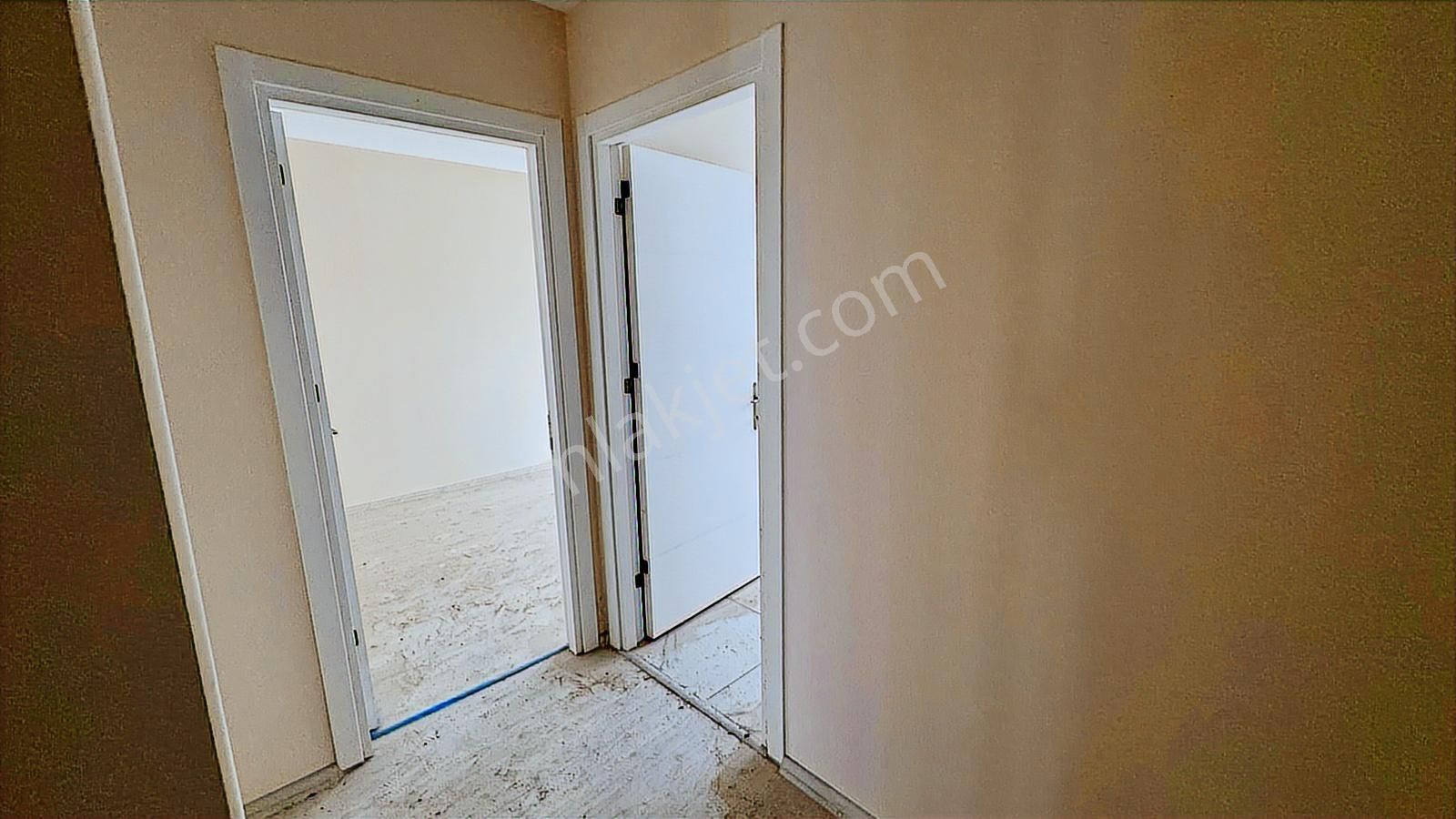 Bayraklı Cengizhan Mah.'de Oturuma Hazır Sıfır Satılık 2+1 Daire - Görsel 4