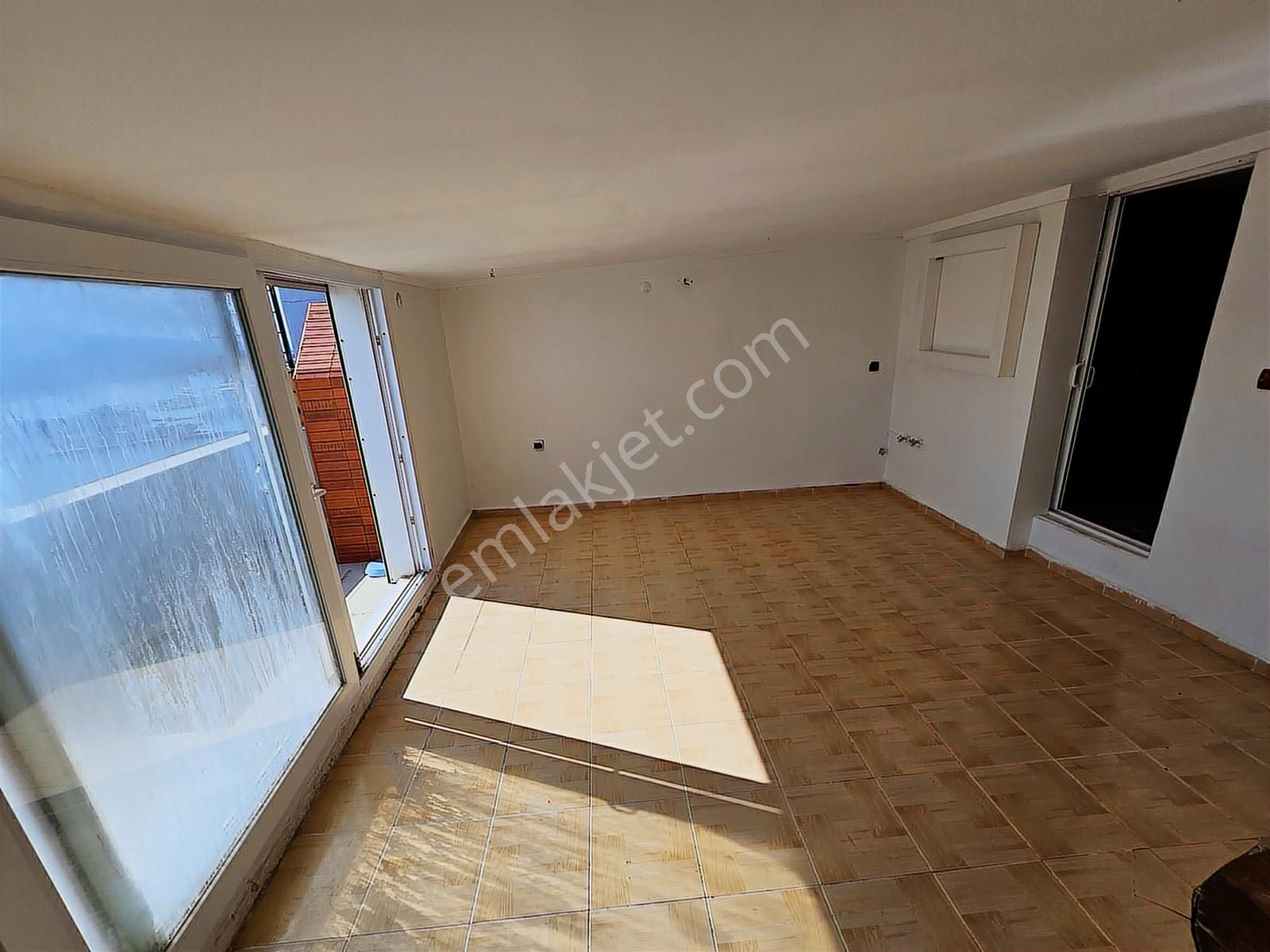 Turyap'dan Deniz Manzaralı Çatı Dublex 3+1 Kiralık Daire - Görsel 8