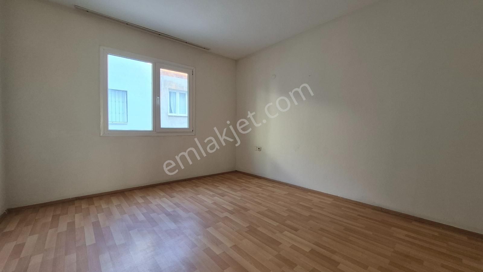 Bayraklı Adliye Sarayı Yakını 2+1 Ara Kat Daire - Görsel 2