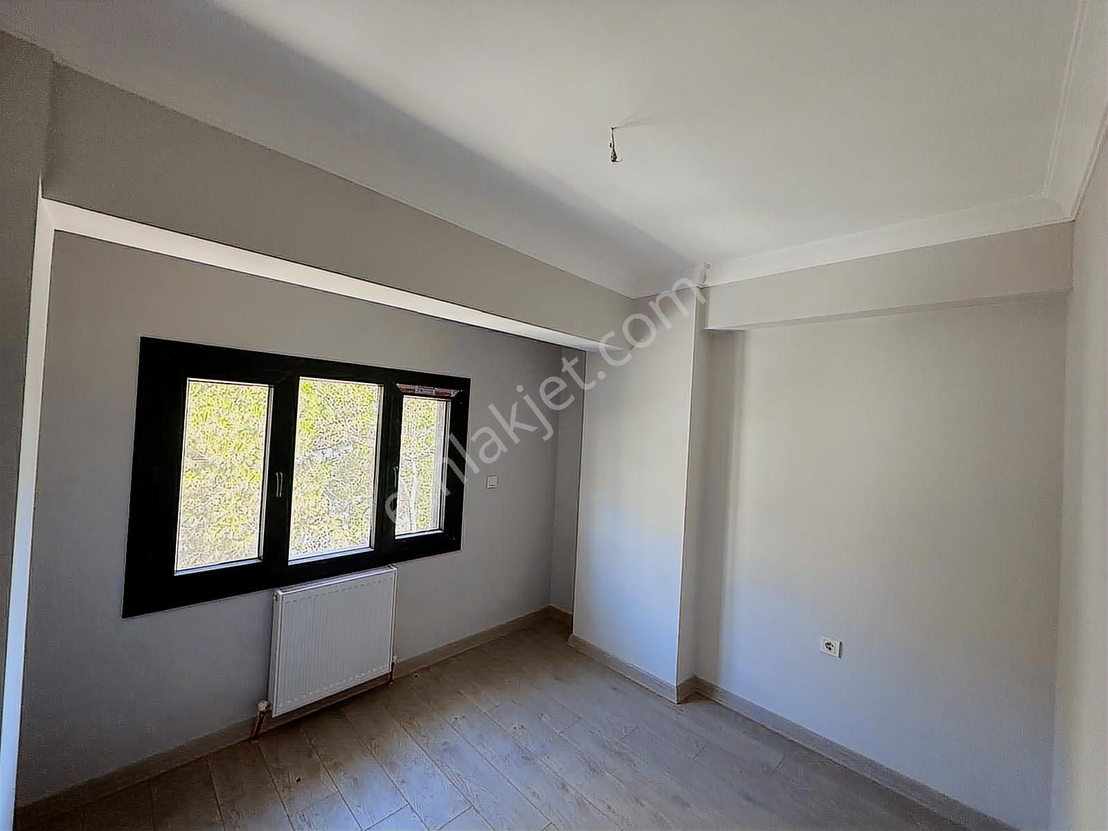 Bayraklı Manavkuyu Satılık 3+1 Daire - Görsel 14