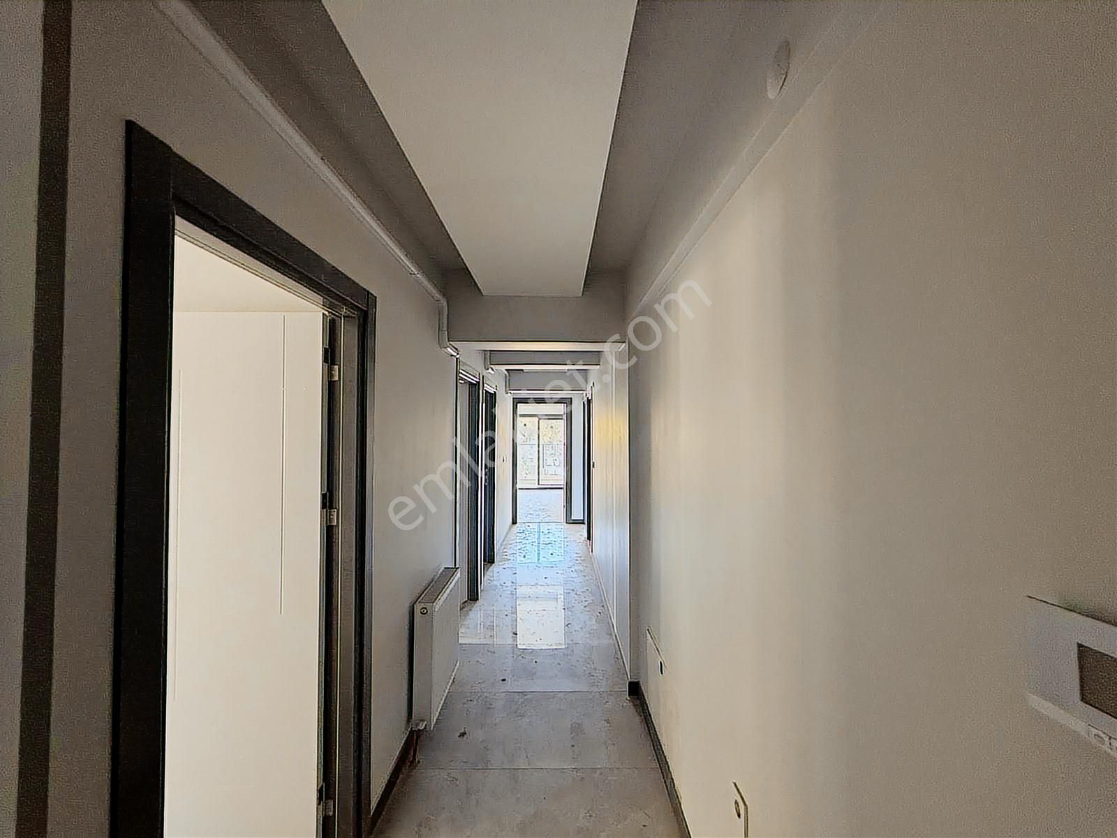 Bayraklı Manavkuyu Satılık 3+1 Daire - Görsel 28