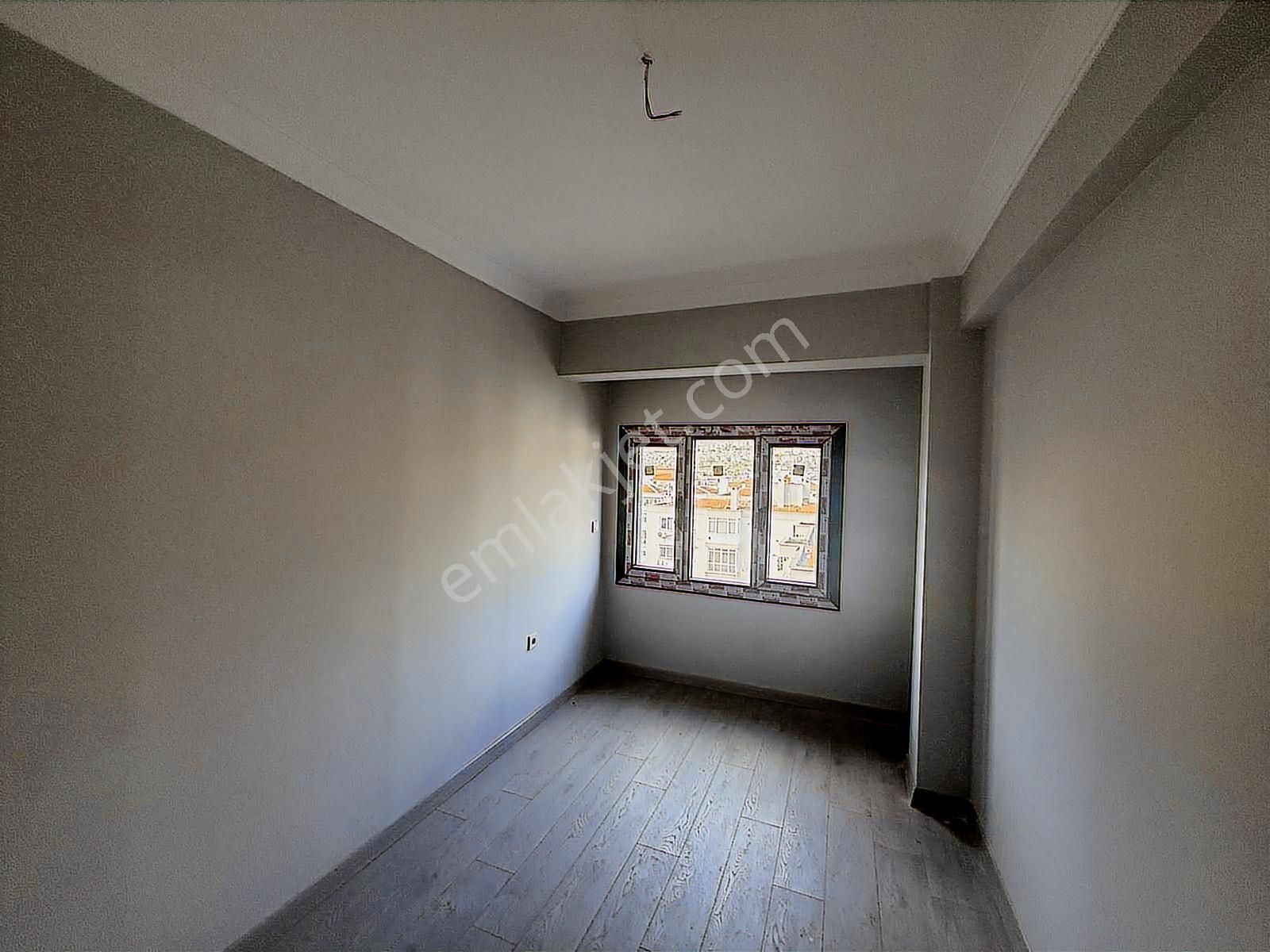 Bayraklı Manavkuyu Satılık 3+1 Daire - Görsel 31