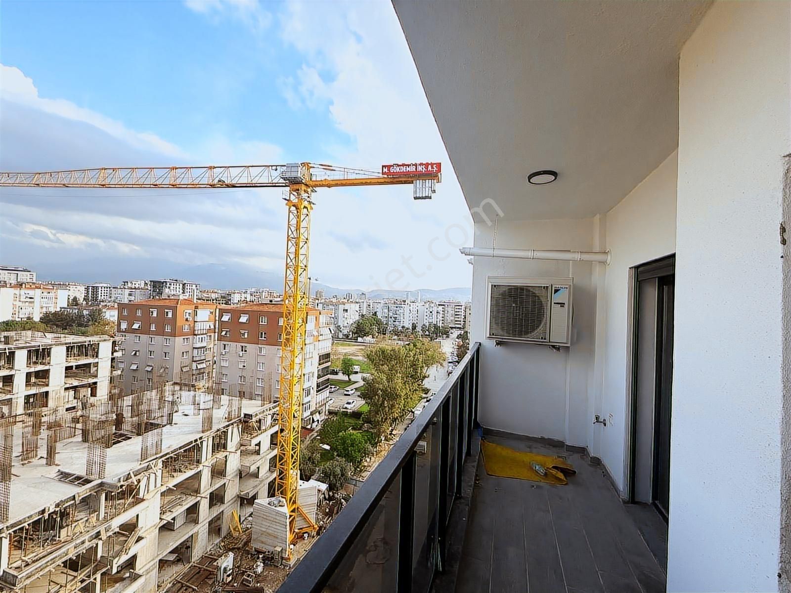 Bayraklı Manavkuyu Satılık 3+1 Daire - Görsel 7