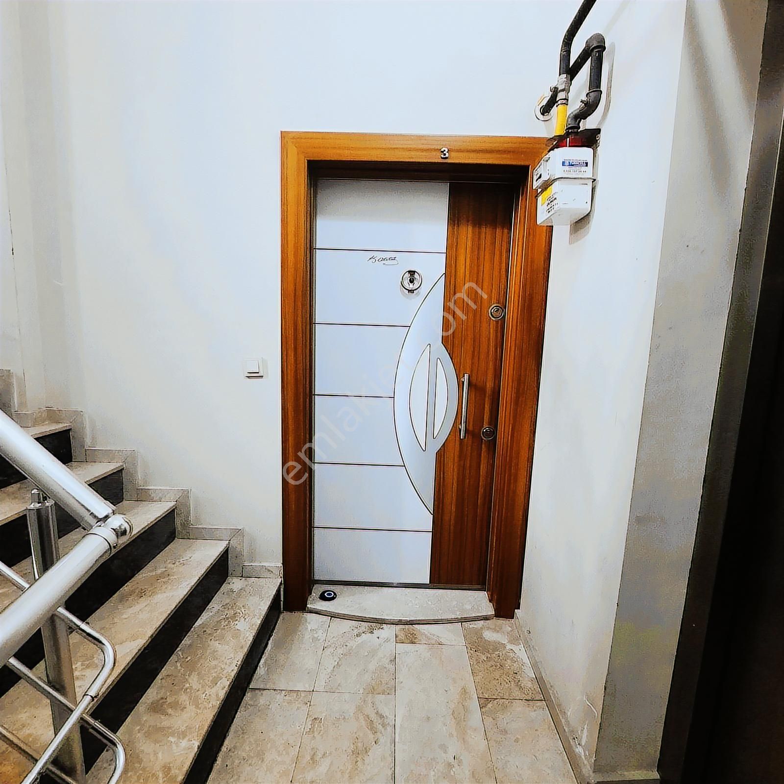 Gümüşpala İğdeli Camii Yakını Kiralık 2+1 Kapalı Mutfak Kombili - Görsel 9