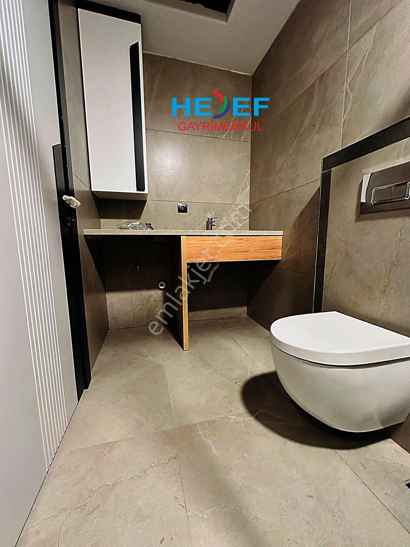 Hedef'ten Kuyuluk'ta Site İçerisinde İskanlı Havuzlu Açık 2+1 - Görsel 12