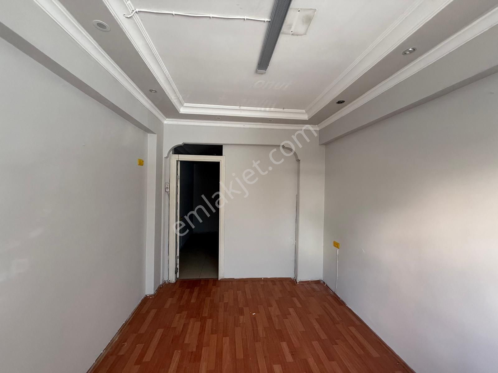 Balçova Eğitim Mah. Merkezi Bölgede Kiralık Ofis - Görsel 11