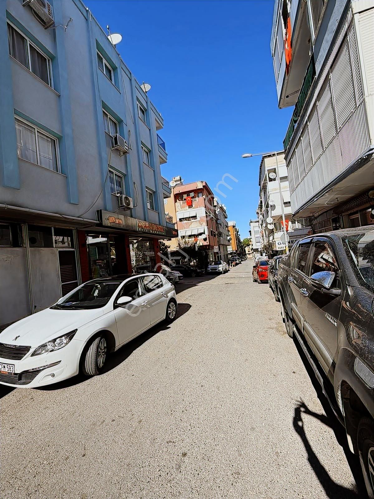Balçova Eğitim Mah. Merkezi Bölgede Kiralık Ofis - Görsel 3