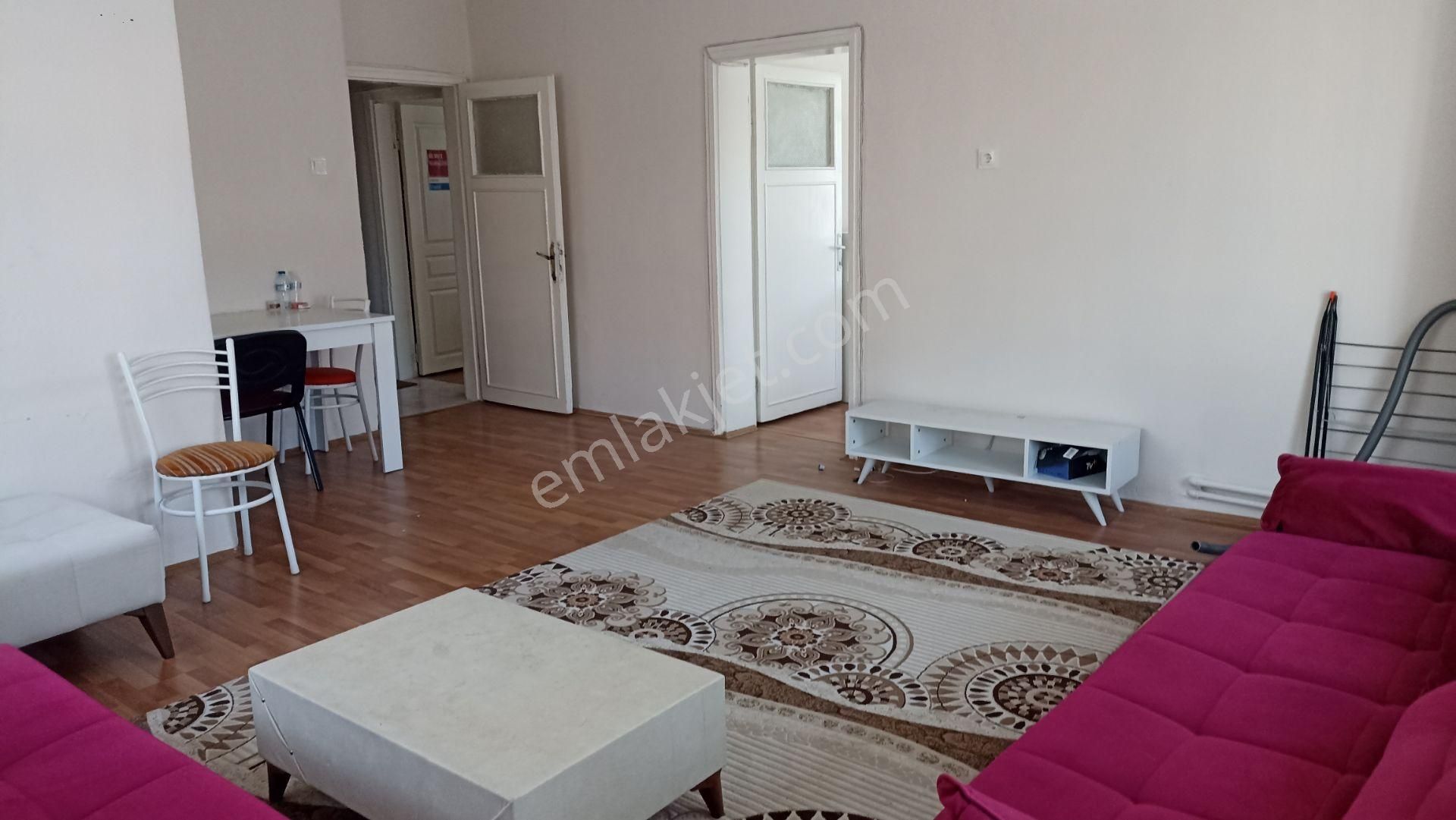 Demetevler Vatan Cadde Üzeri Metro Yanı Satılık 3+1 Daire - Görsel 5