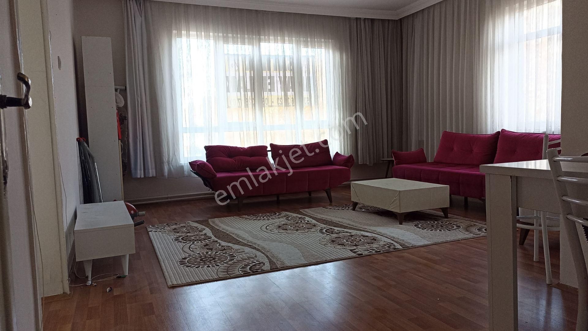 Demetevler Vatan Cadde Üzeri Metro Yanı Satılık 3+1 Daire - Görsel 3