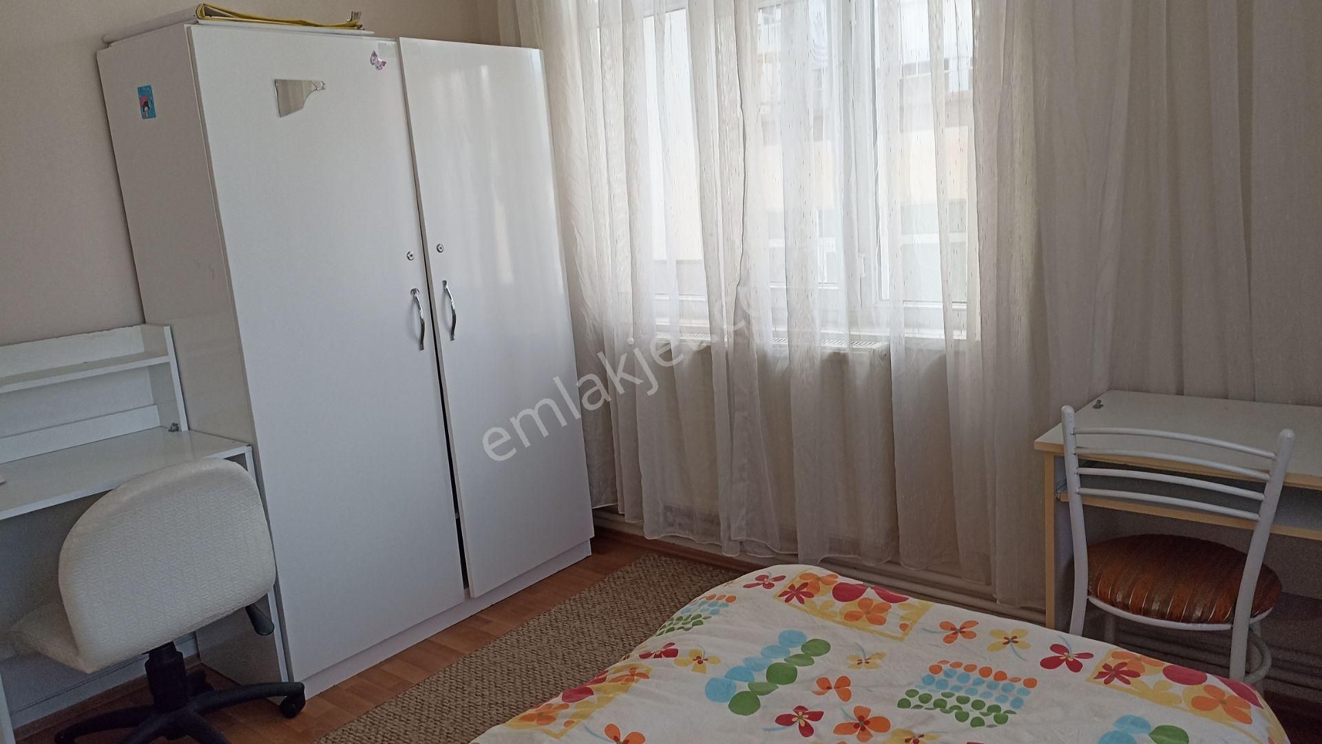 Demetevler Vatan Cadde Üzeri Metro Yanı Satılık 3+1 Daire - Görsel 8