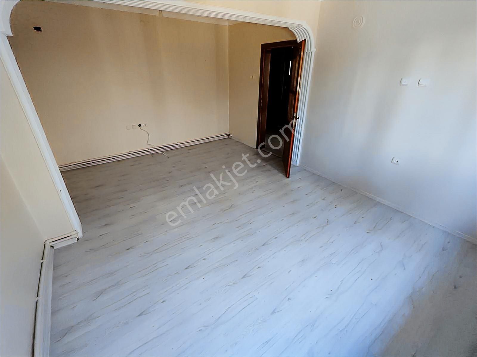 Mimarsinan'da Kiralık 2+1 Daire - Görsel 16
