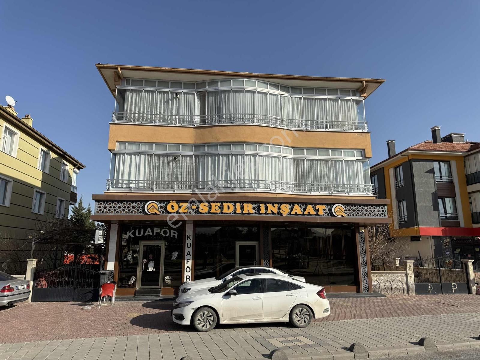 Buhara Mahallesi Cadde Üzeri Ultra Geniş 4+1 Daire - Görsel 20