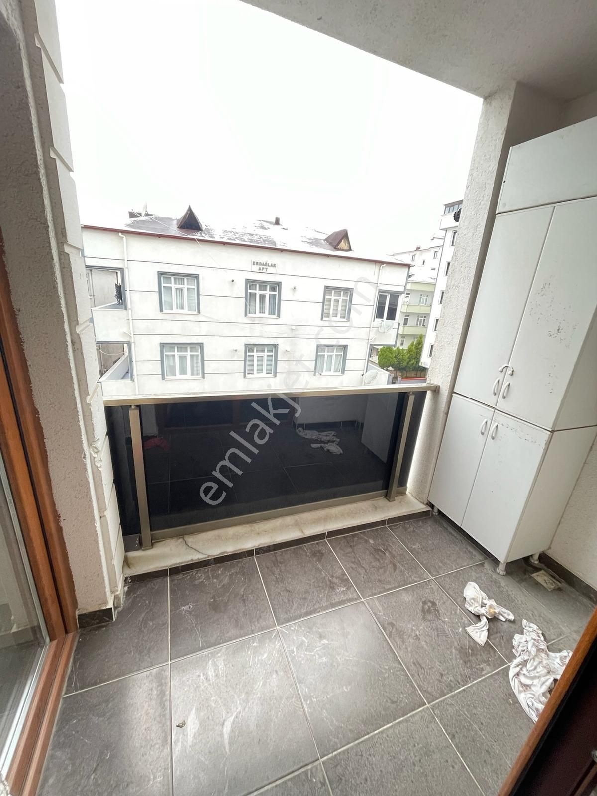 Koru Emlak'tan Merkezi Konumda Geniş Ferah Kiralık 2+1 Daire - Görsel 8