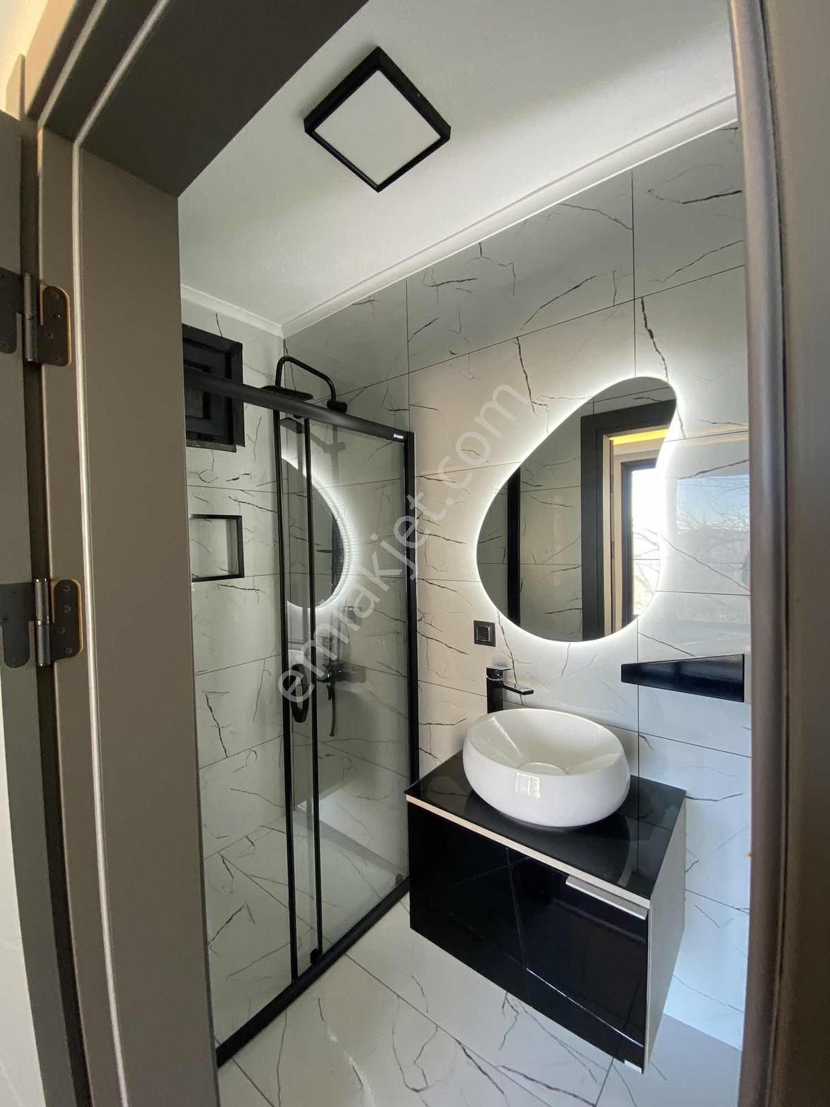 Silivri Selimpaşa Araptepe Mevkii Satılık Deniz Manzaralı Villa - Görsel 15