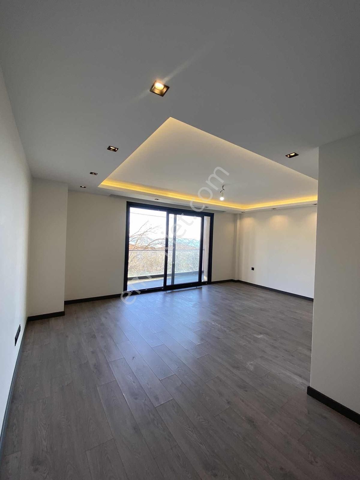 Silivri Selimpaşa Araptepe Mevkii Satılık Deniz Manzaralı Villa - Görsel 21