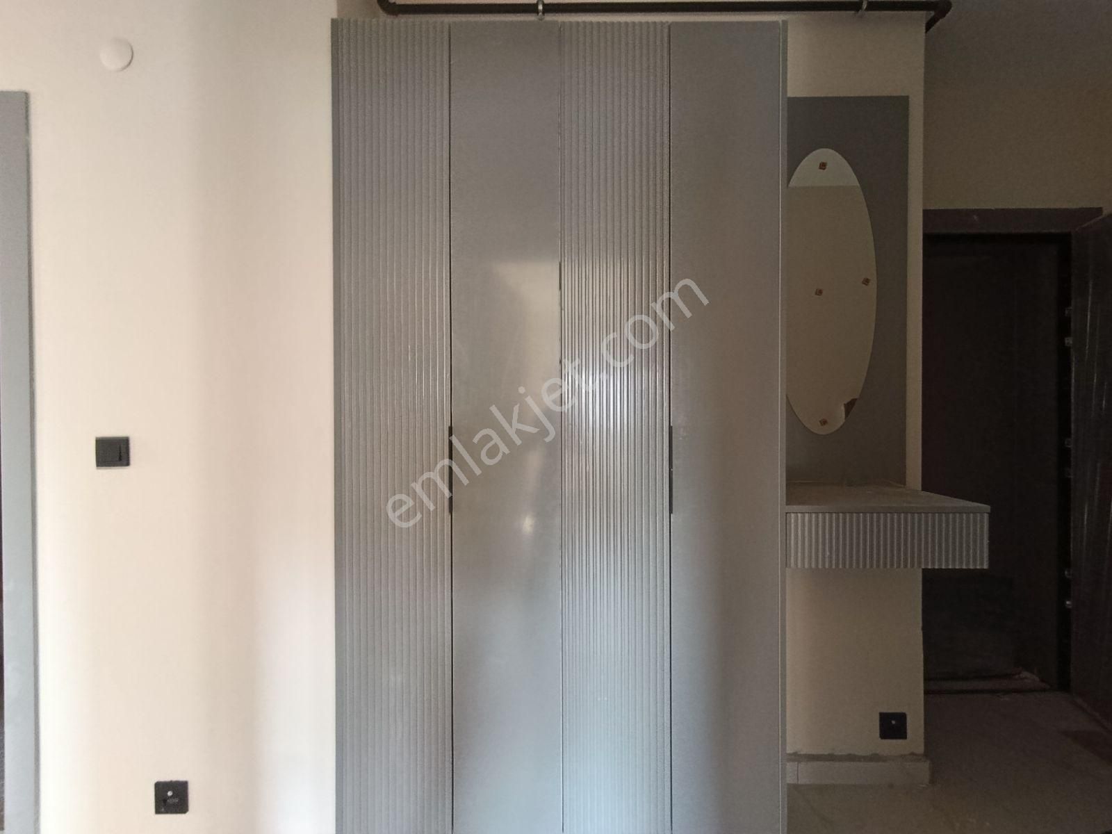 Bayraklı'da Merkezi Lokasyonda Satılık 2+1 Sıfır Daire - Görsel 14