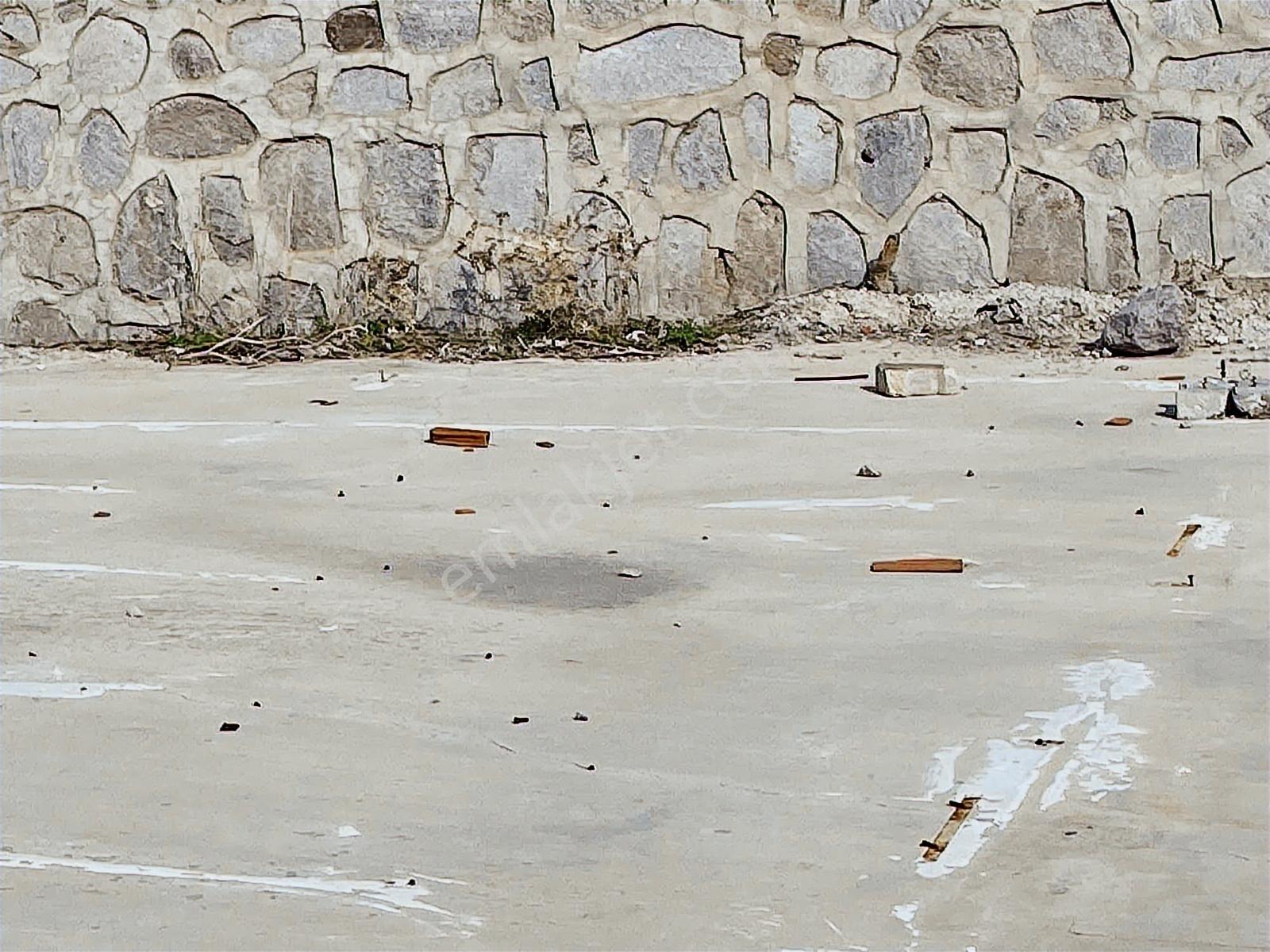Bornova Laka Mahallesinde Satılık Yatırım Amaçlı Arsa. - Görsel 21