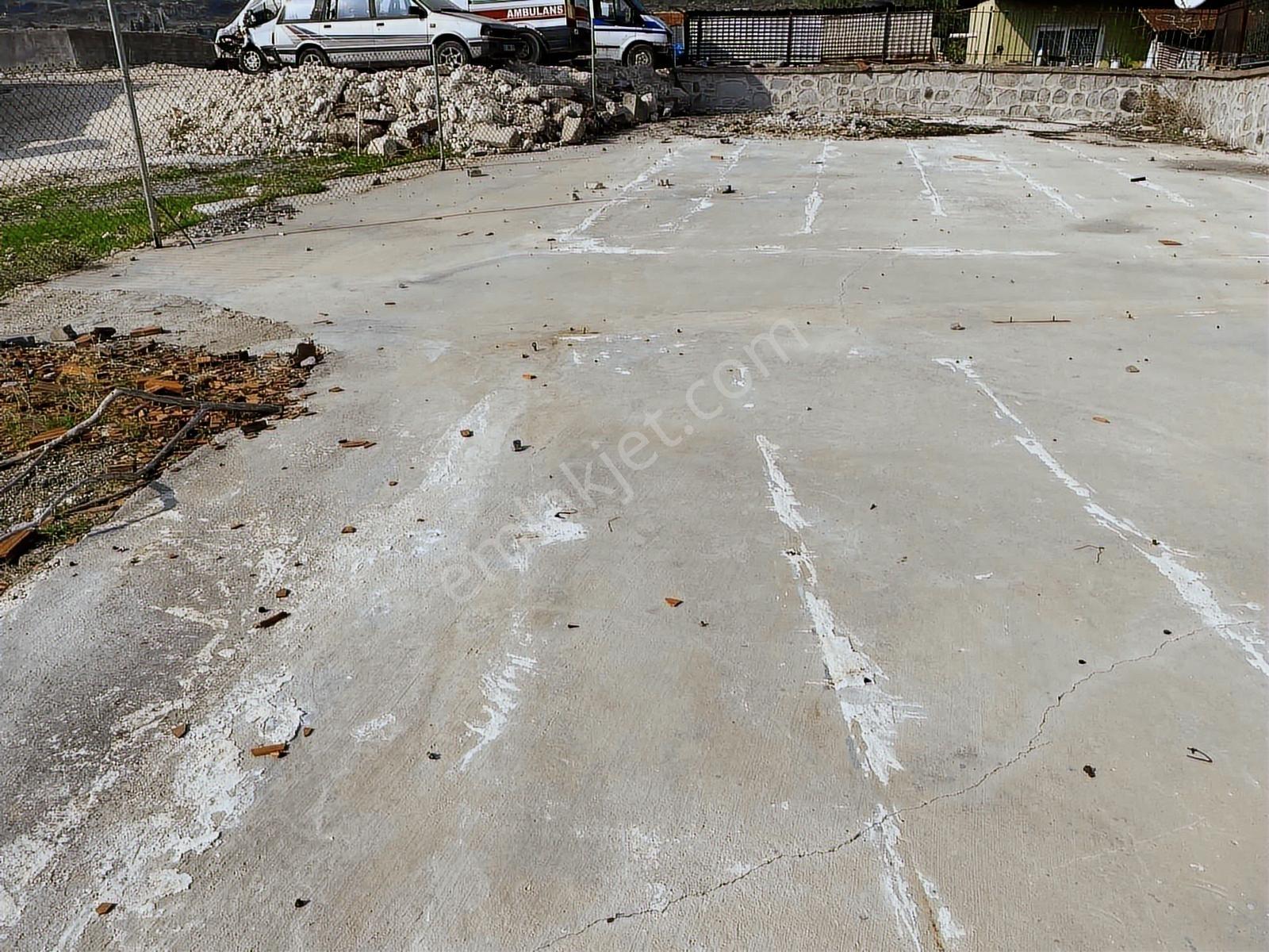 Bornova Laka Mahallesinde Satılık Yatırım Amaçlı Arsa. - Görsel 27
