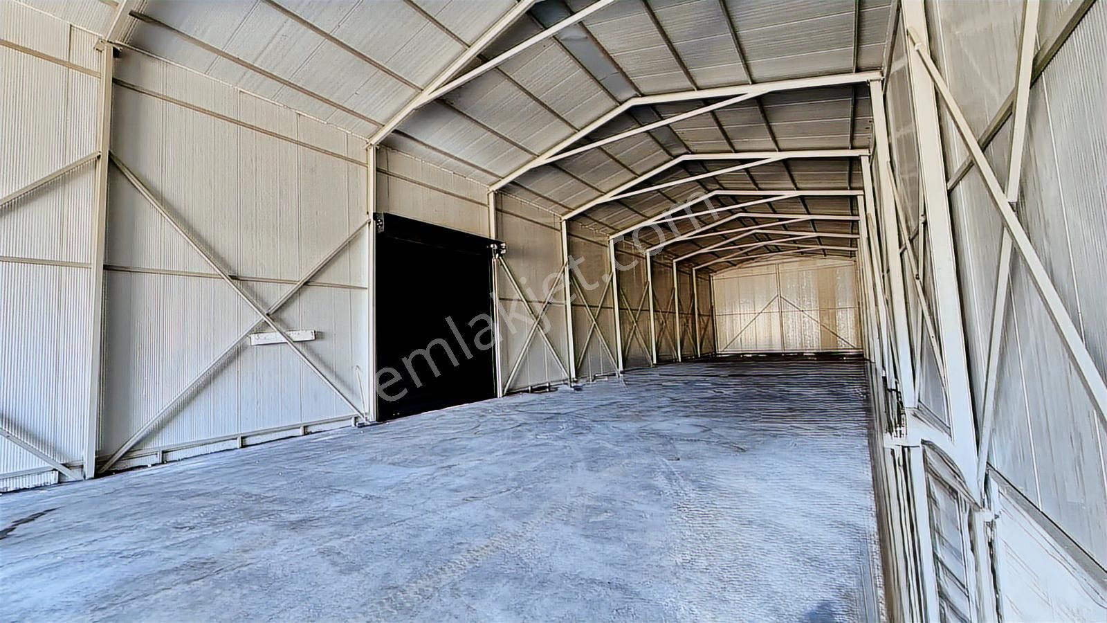 Kemalpaşa Ulucak'da 7800 M2 Açık 460 M2 Kapalı Kiralık Depo - Görsel 21