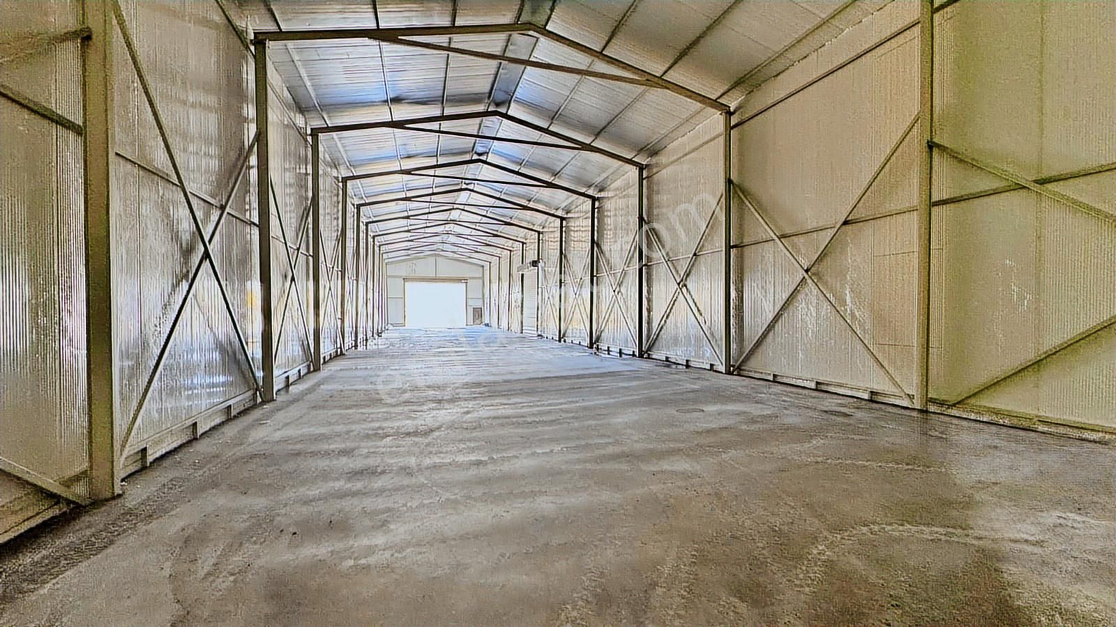 Kemalpaşa Ulucak'da 7800 M2 Açık 460 M2 Kapalı Kiralık Depo - Görsel 19