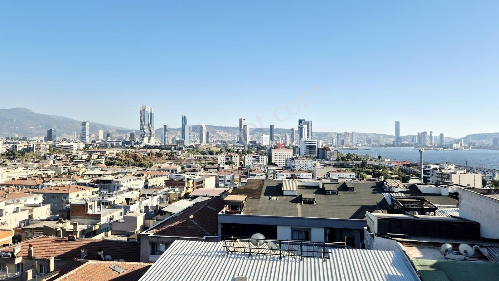 *fırsat* Bayraklı'da Harika Manzaralı 84m² 1+1 Satılık Daire - Görsel 21
