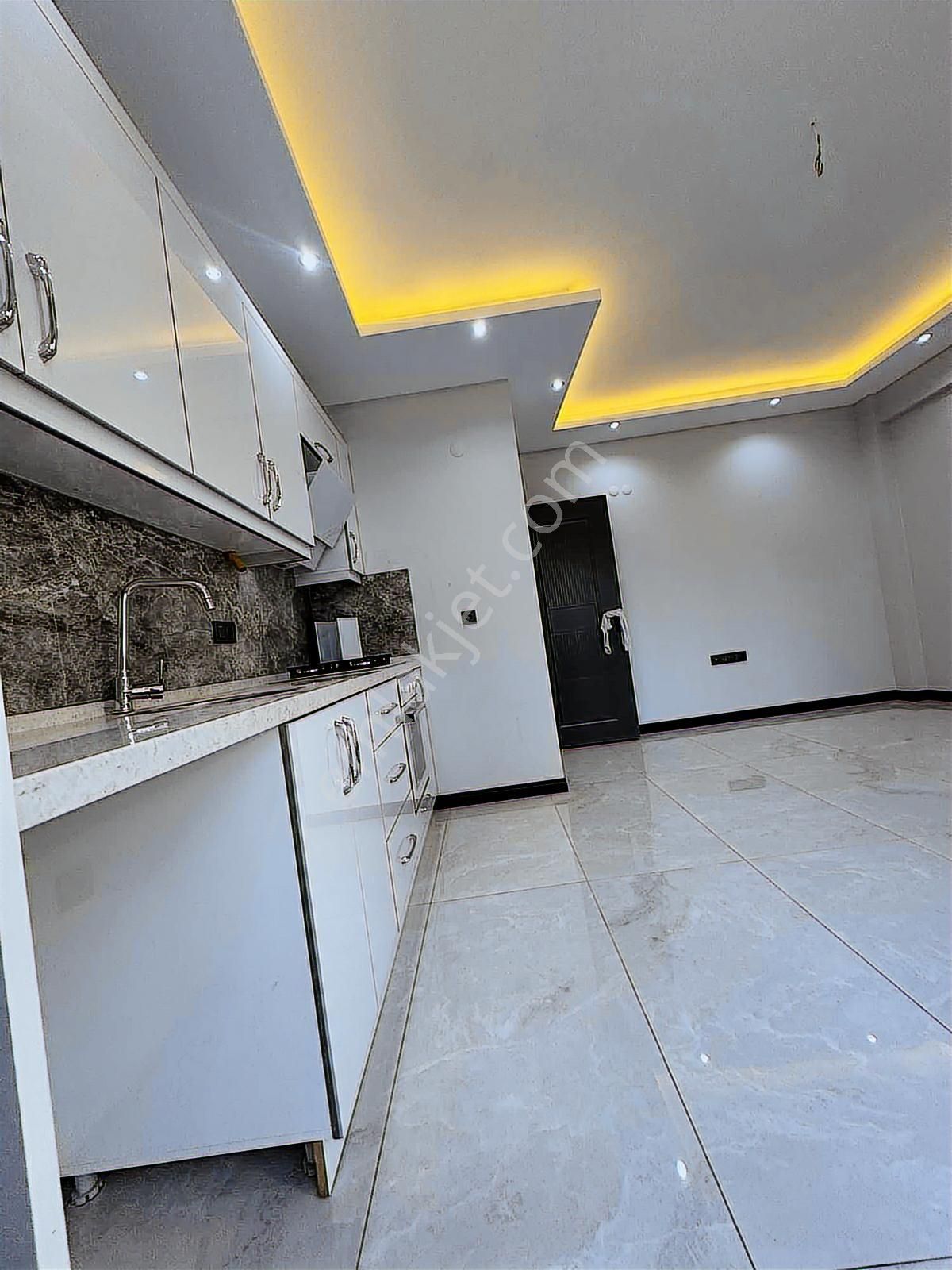 Buca Göksu Mah Satılık 2+1 Kapalıotoparklı Asansörlü Sıfır Daire - Görsel 3