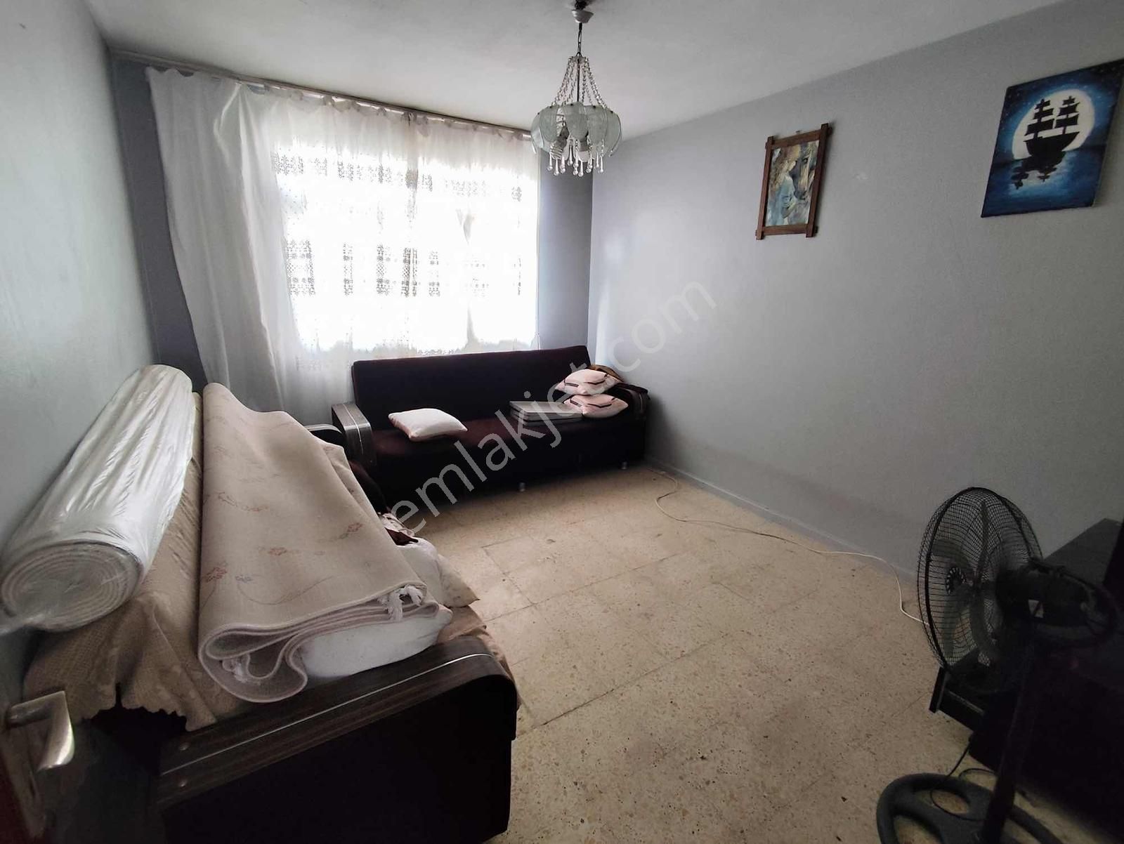 Lavinia İsmetpaşa Mahallesin'de 3 Katlı Bahçeli Satılık Müstakil - Görsel 9