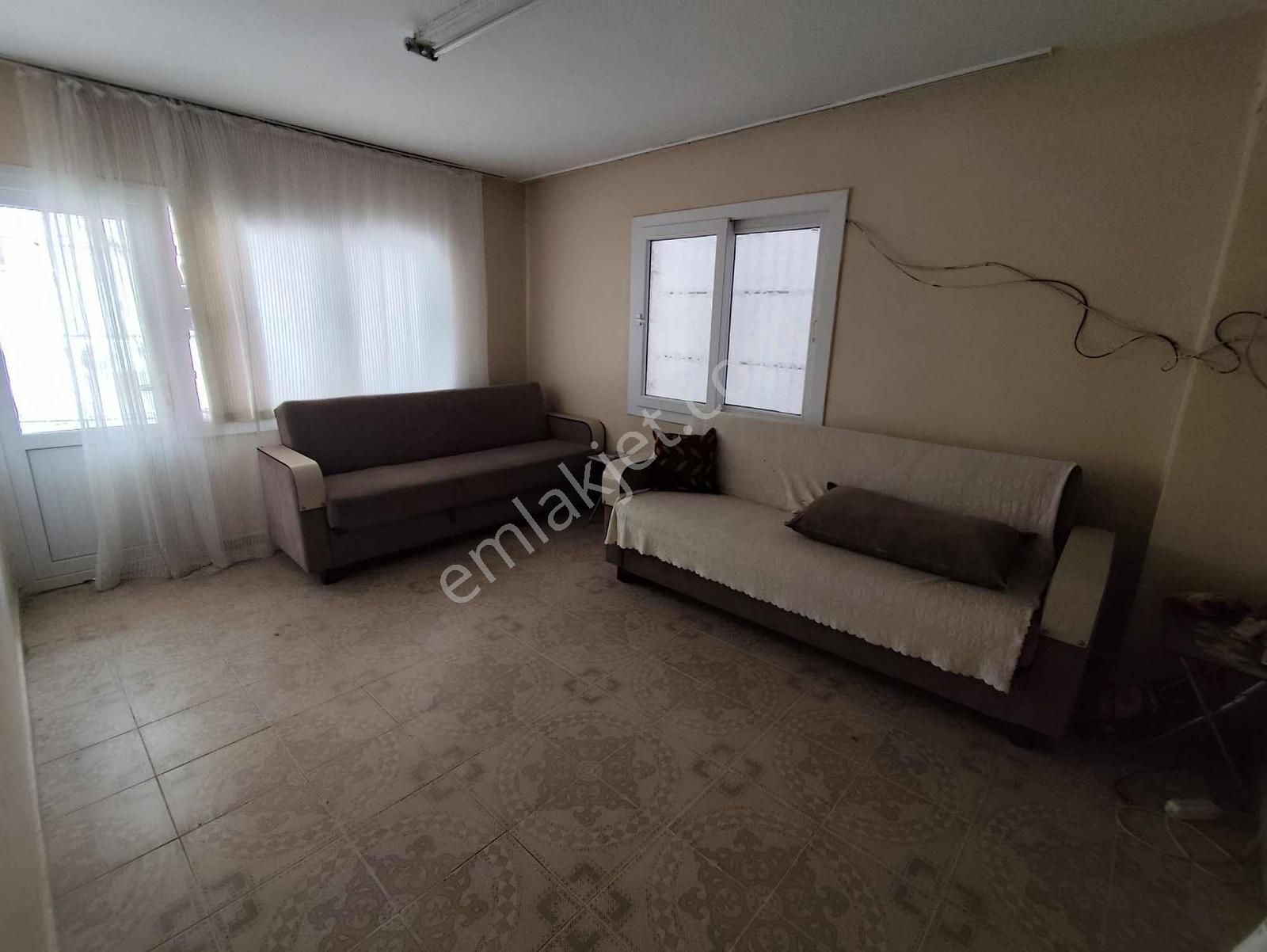 Lavinia İsmetpaşa Mahallesin'de 3 Katlı Bahçeli Satılık Müstakil - Görsel 21