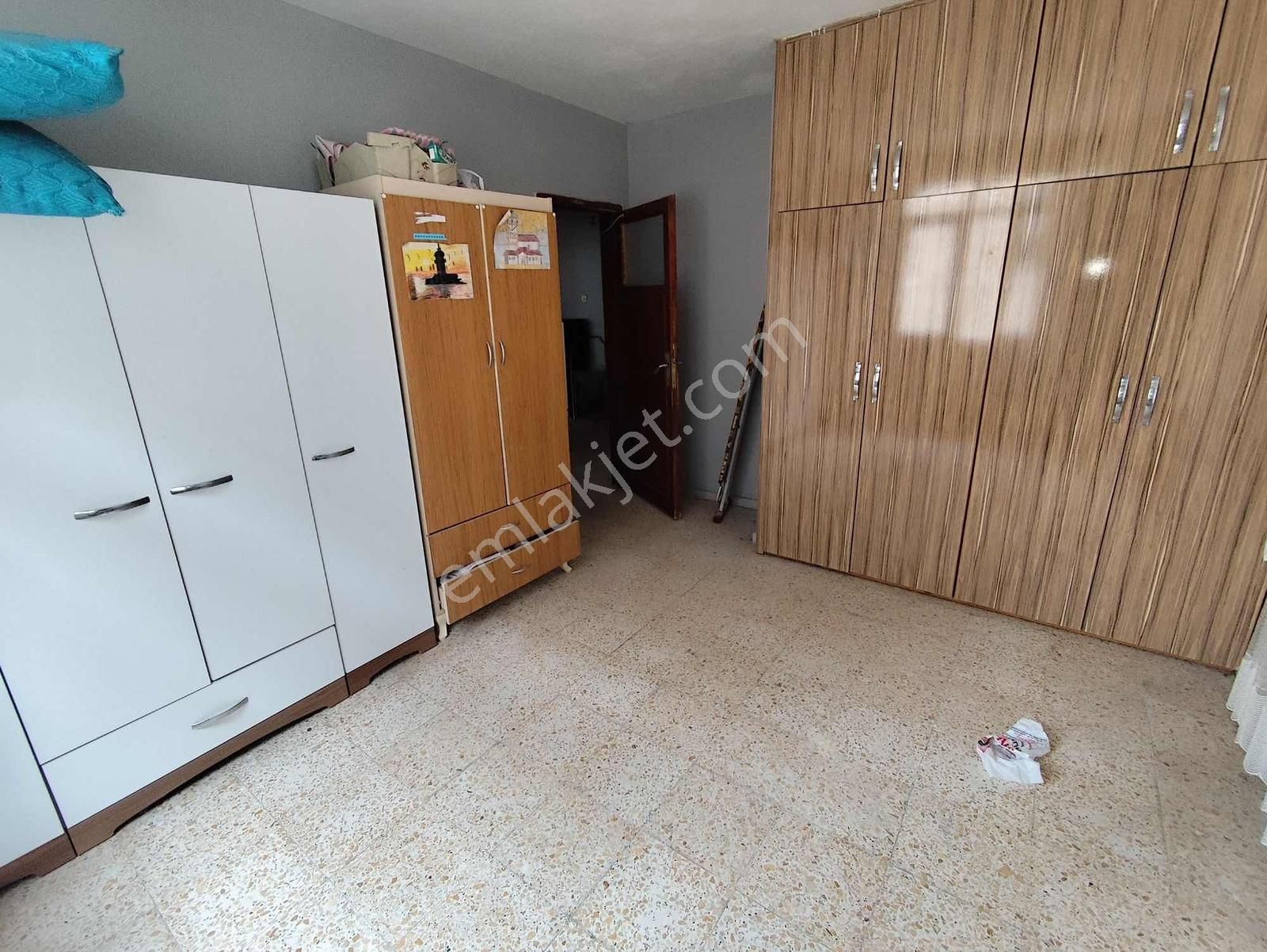 Lavinia İsmetpaşa Mahallesin'de 3 Katlı Bahçeli Satılık Müstakil - Görsel 16