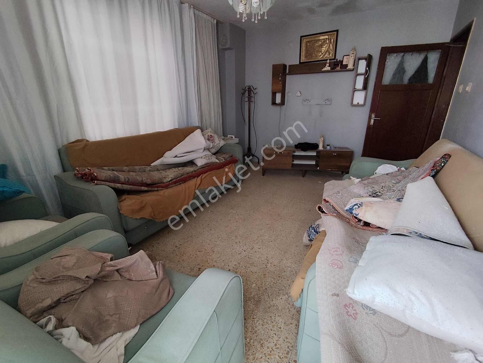 Lavinia İsmetpaşa Mahallesin'de 3 Katlı Bahçeli Satılık Müstakil - Görsel 13