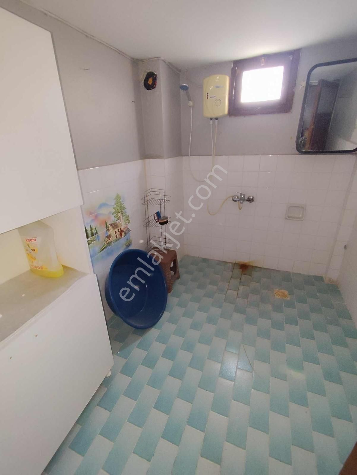 Lavinia İsmetpaşa Mahallesin'de 3 Katlı Bahçeli Satılık Müstakil - Görsel 14