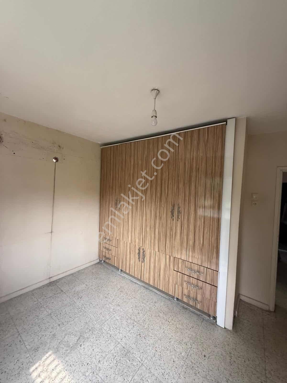 Lavinia Şakirpaşa Mahallesi 2 Katlı Bahceli Satılık Müstakil - Görsel 18