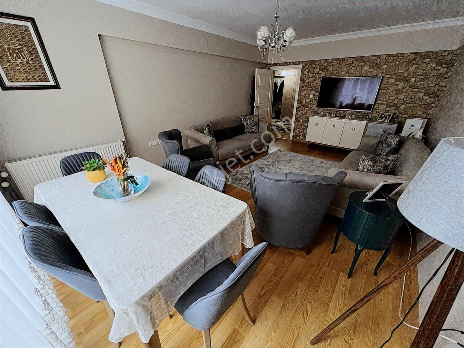 Reşadiye Mah. Eski Pzt Pazarı Yakınında 3+1 135m2 Satılık Daire! - Görsel 2